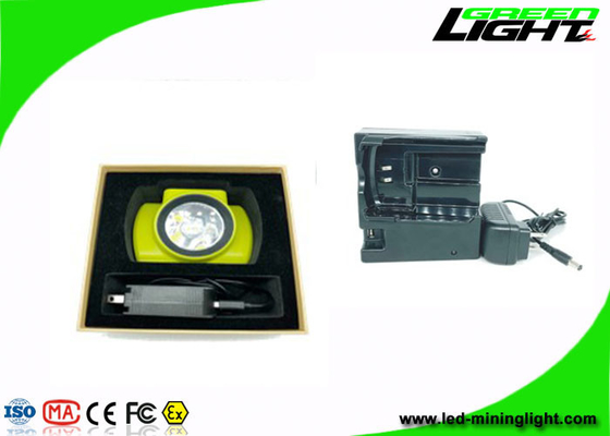 800mA Akülü Kapak Lambası 18000lux 6.8Ah Panasonic Li Ion Pil OLED Ekran Şarj Edilebilir Madenci Far Silikon ABS