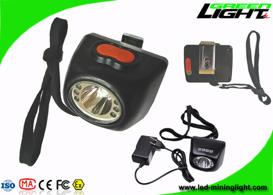 Güvenlik IP68 LED Madencilik Işığı 8000lux Parlaklık 5.7Ah Pil 1000 Döngü CE Onayı