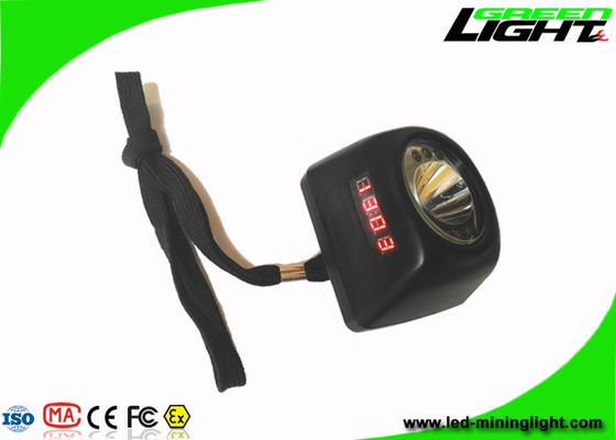 Güvenlik IP68 LED Madencilik Işığı 8000lux Parlaklık 5.7Ah Pil 1000 Döngü CE Onayı