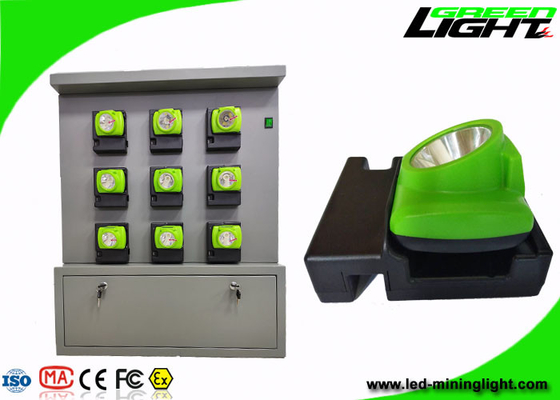 GLC-6 Akülü Kapaklı Led Madencilik Far 110 V-240 V 18 Ünite Şarj Rafı