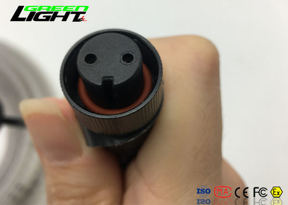 Parlak Beyaz Suya Dayanıklı Esnek Led Şerit Işıklar Alçak Gerilim SMD 5050 50/60 HZ