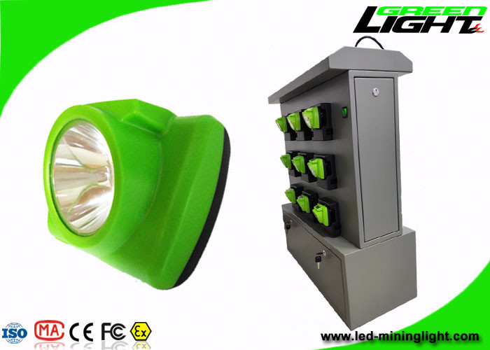 GLC-6 Akülü Kapaklı Led Madencilik Far 110 V-240 V 18 Ünite Şarj Rafı