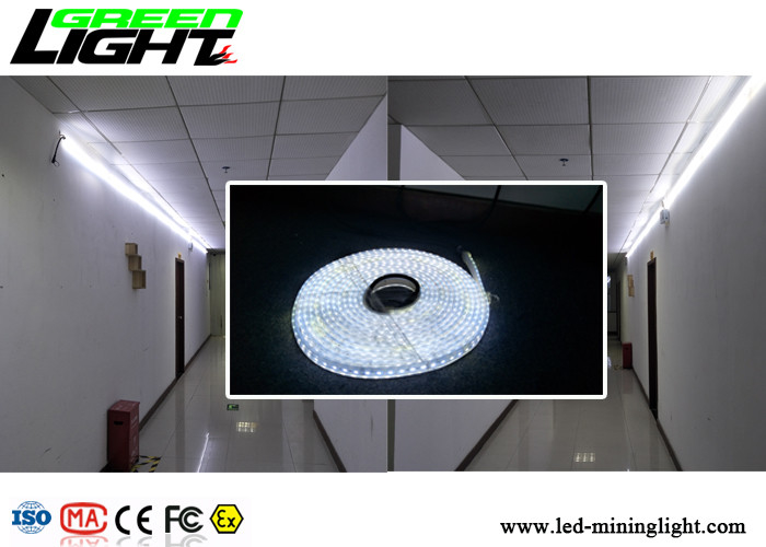 Tehlikeli / Güvenli Alan Aydınlatması İçin Sıcak Beyaz Led Şerit Bant Işıkları 60 LED SMD5050